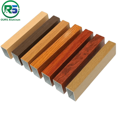 Tecto de metal suspenso linear e ecológico de 0,8 mm Tecto de alumínio branco